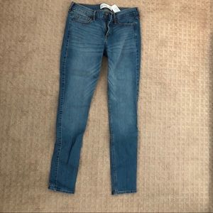 BUNDLE NOW Abercrombie jeans